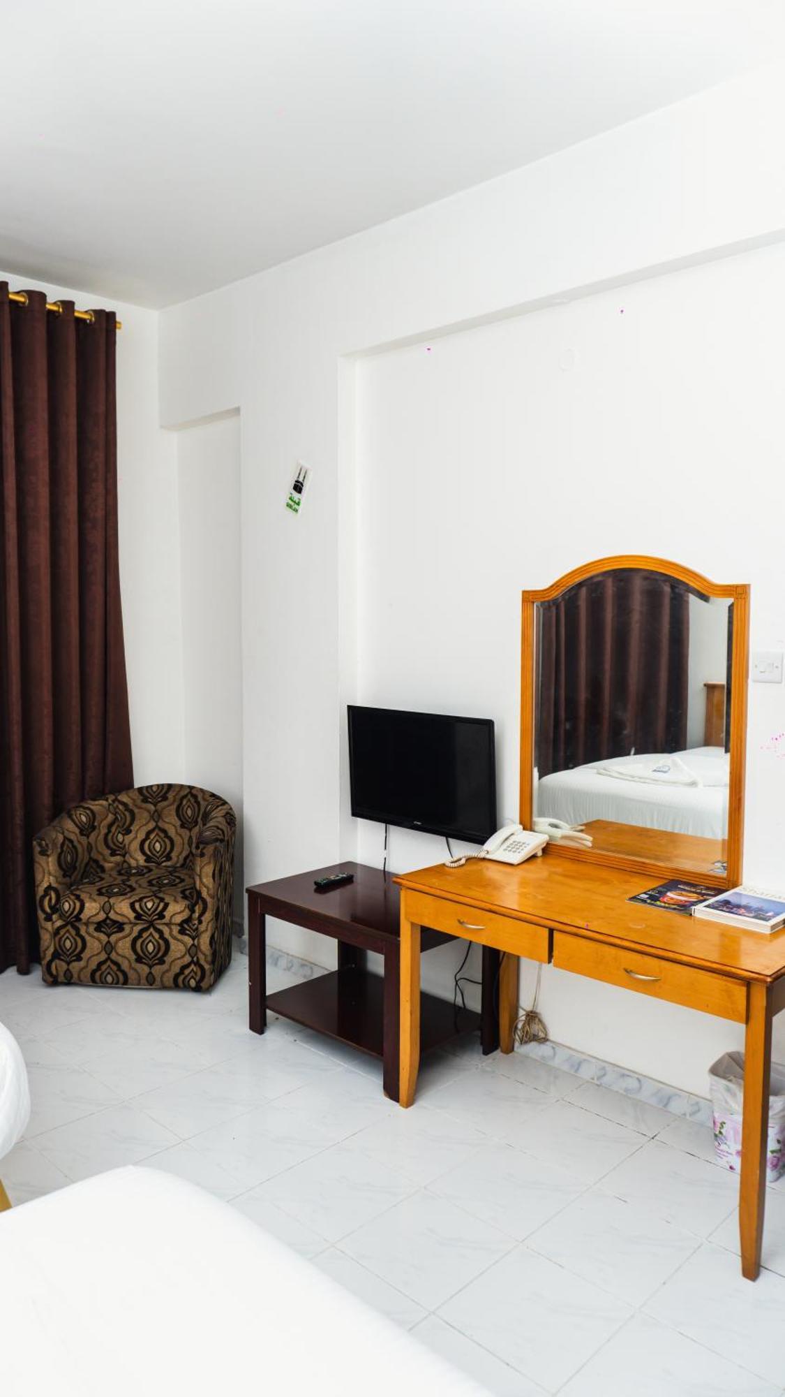 Pan Emirates Hotel Apartments الشارقة المظهر الخارجي الصورة